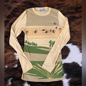 Vintage 1970s GAP brand Long Sleeve Light Yellow Ducks